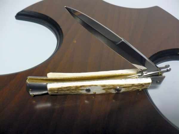 Swinguard Frank Beltrame - italian stiletto 28 cm - corno di cervo / deer horn -  FB 550/63B - 3