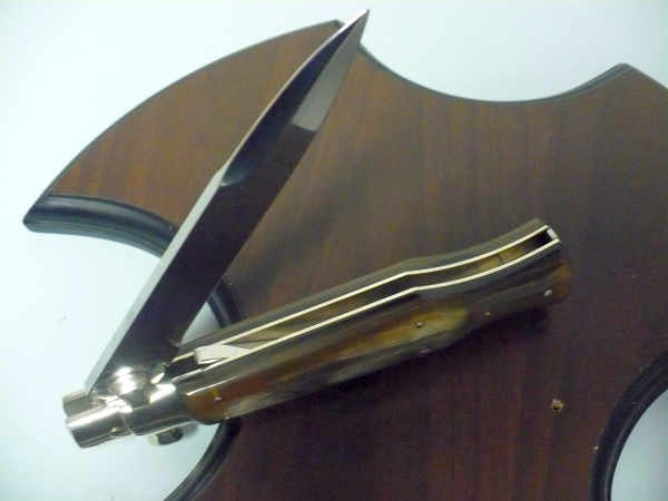 Black Widow  A.G.A. Campolin - italian stiletto 28 cm con guardia a croce maltese - bufalo chiaro