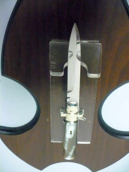 Black Widow  A.G.A. Campolin - italian stiletto 28 cm con guardia a croce maltese - bufalo chiaro