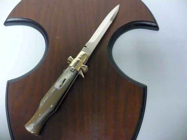 Black Widow  A.G.A. Campolin - italian stiletto 28 cm con guardia a croce maltese - bufalo chiaro