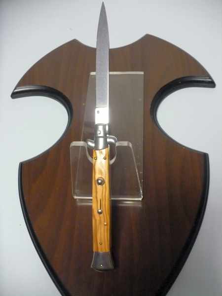 Frank Beltrame-28cm- coltello a scatto - pugnale -legno di olive / olive wood- modello FB 28/94C