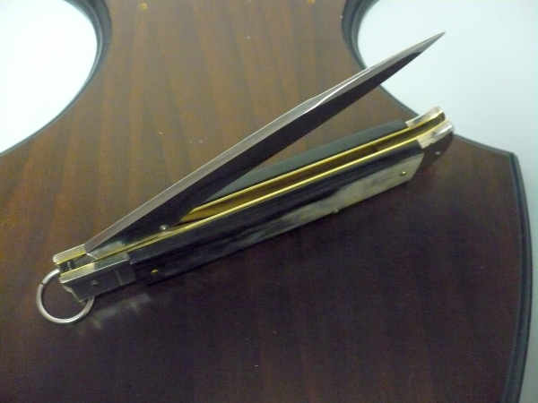 Famiglia Spadon - stiletto  falcon /28 - bufalo brasiliano - lama a swedge vecchio stile - 12