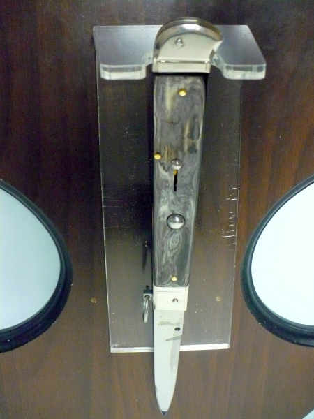 Famiglia Spadon - stiletto  falcon /28 - bufalo brasiliano - lama a swedge vecchio stile - 12