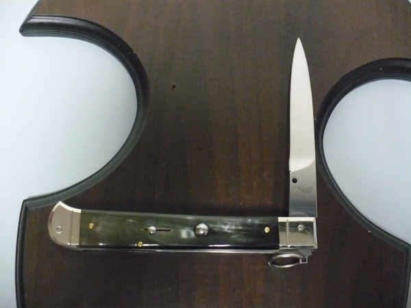 Famiglia Spadon - stiletto  falcon /28 - bufalo brasiliano - lama a swedge vecchio stile - 9