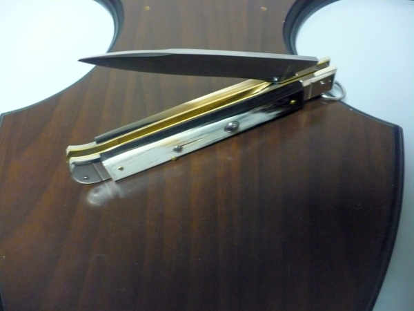 Famiglia Spadon - stiletto  falcon /28 - bufalo brasiliano - lama a swedge vecchio stile - 13