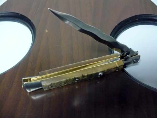 Frank Beltrame , italian stiletto - 28 cm , corno di ariete - lama kriss , modello FB 28/89K - 3