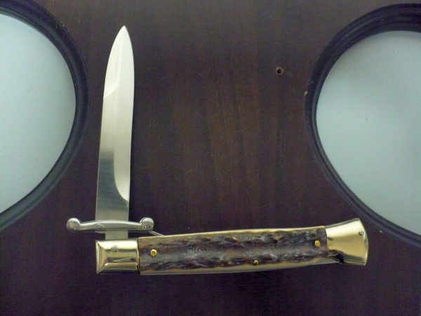 Swinguard- Famiglia Spadon- italian stiletto 23 cm - corno di cervo / deer horn - lama baionetta -3