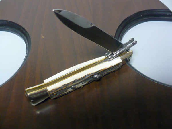 Swinguard- Famiglia Spadon- italian stiletto 23 cm - corno di cervo / deer horn - lama baionetta -3