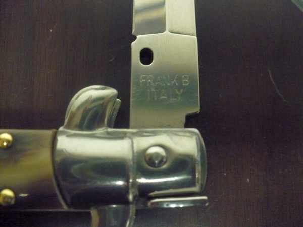 Frank Beltrame - italian stiletto, coltello a scatto, 28 cm -bufalo chiaro, lama dagger  FB 28/48D-3