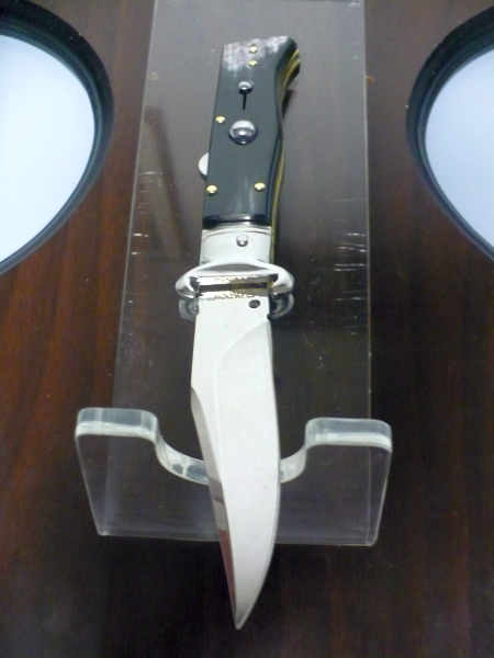 Famiglia Spadon - stiletto  calibro /20 - bufalo brasiliano - taglio classico clip point - 3