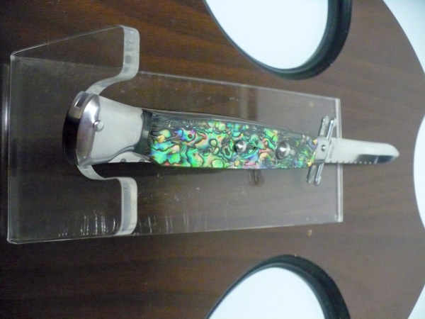 Classic swinguard - italian stiletto, coltello a scatto, 28cm - AKC World , abalone,  lama baionetta lavorata a lima / file