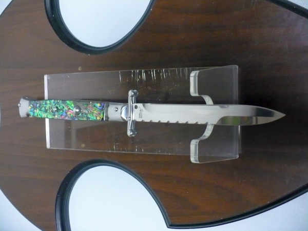 Classic swinguard - italian stiletto, coltello a scatto, 28cm - AKC World , abalone,  lama baionetta lavorata a lima / file