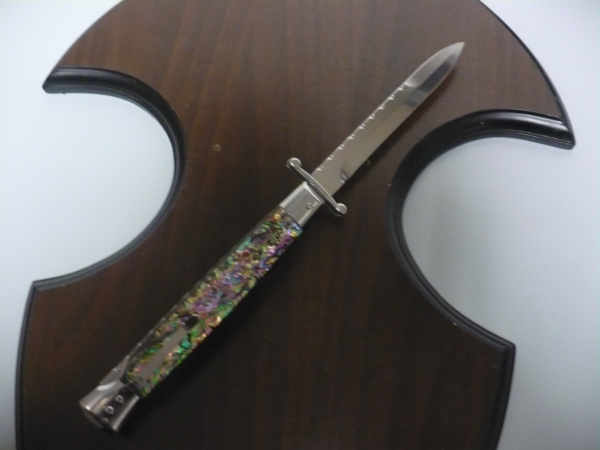 Classic swinguard - italian stiletto, coltello a scatto, 28cm - AKC World , abalone,  lama baionetta lavorata a lima / file
