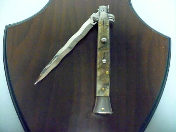 Frank Beltrame , italian stiletto - 28 cm , corno di ariete - lama kriss , modello FB 28/89K - 4
