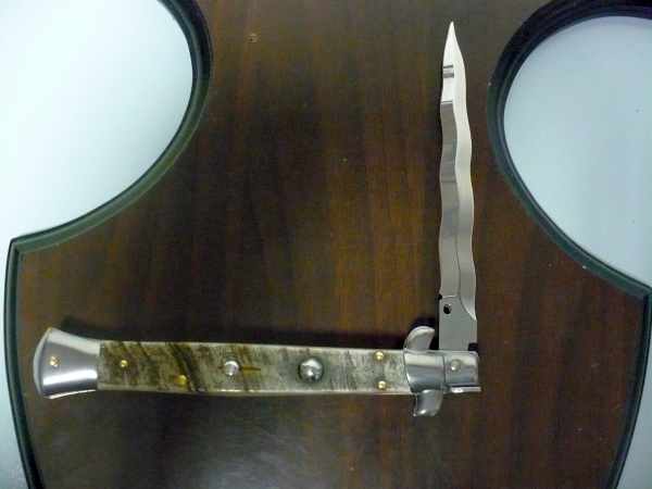 Frank Beltrame , italian stiletto - 28 cm , corno di ariete - lama kriss , modello FB 28/89K - 4