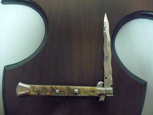 Frank Beltrame , italian stiletto - 28 cm , corno di ariete - lama kriss , modello FB 28/89K - 4