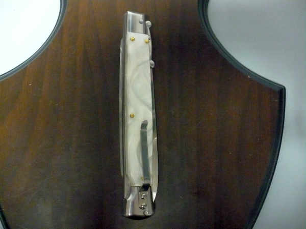 Classic swinguard - italian stiletto, coltello a scatto, 28cm - AKC World , imitazione perla / imitation pearl ,  lama baionetta / bayonet blade