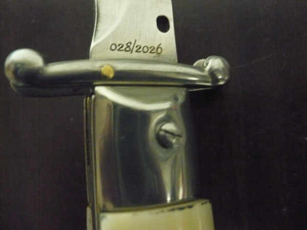 Swinguard Frank Beltrame - edizione limitata - italian stiletto 28 cm - punta di corno di bufalo chiaro - lama kriss FB 550/48- 5