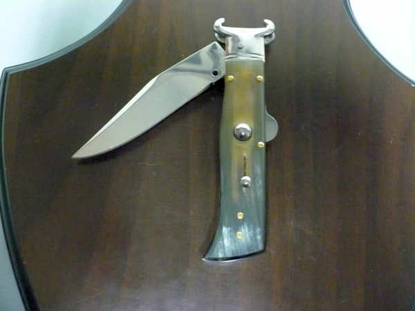 Famiglia Spadon - stiletto  calibro /20 - bufalo brasiliano - taglio classico clip point - 5