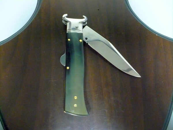 Famiglia Spadon - stiletto  calibro /20 - bufalo brasiliano - taglio classico clip point - 5