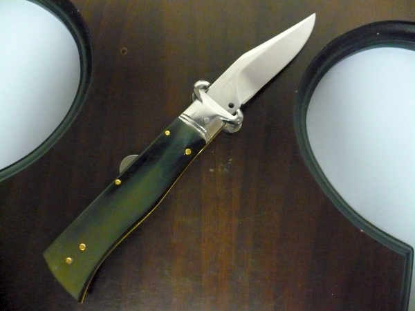 Famiglia Spadon - stiletto  calibro /20 - bufalo brasiliano - taglio classico clip point - 5