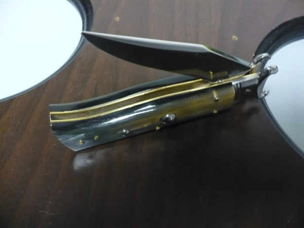 Famiglia Spadon - stiletto  calibro /20 - bufalo brasiliano - taglio classico clip point - 5