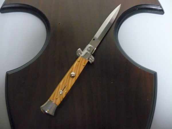 Frank Beltrame-23cm- coltello a scatto - lama dagger - pugnale -legno di olive / olive wood- modello FB 23/94D -6