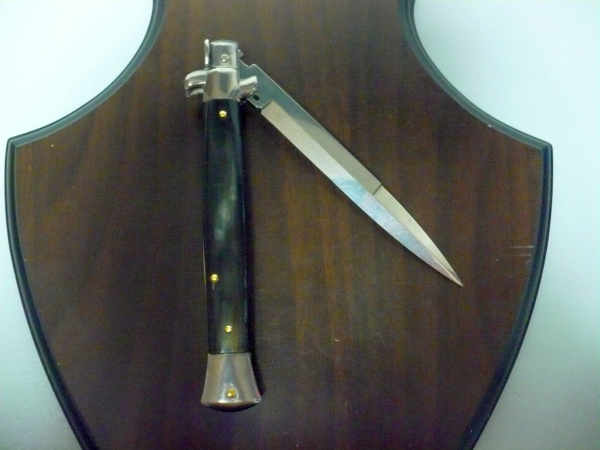 Frank Beltrame - italian stiletto, coltello a scatto, 28 cm -bufalo brasiliano, lama baionetta FB 28/09B-6