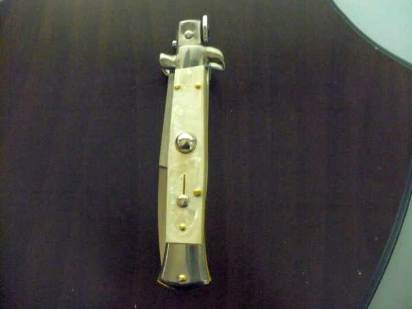 Frank Beltrame ,  italian stiletto, coltello a scatto - 20 cm , madreperla - baionetta  -  modello FB 20/96B