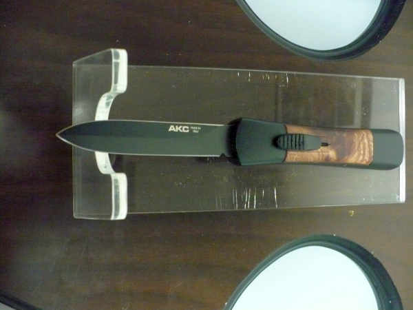 Italian stiletto frontale  coltellerie AKC Campolin - 20 cm - ergonomica , legno di radica, lama dagger teflonata nero - 6