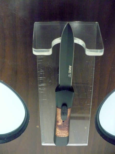 Italian stiletto frontale  coltellerie AKC Campolin - 20 cm - ergonomica , legno di radica, lama dagger teflonata nero - 6