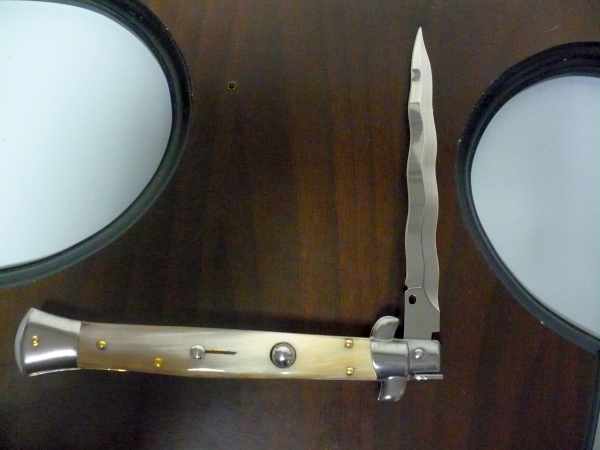 Frank Beltrame - italian stiletto, coltello a scatto, 28 cm -bufalo chiaro, lama kriss FB 28/48K- 6