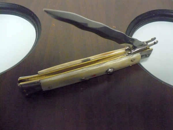 Swinguard Frank Beltrame - edizione limitata - italian stiletto 28 cm - punta di corno di bufalo chiaro - lama kriss FB 550/48- 6