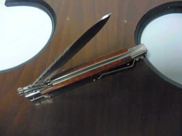 Classic swinguard - italian stiletto, coltello a scatto, 28cm - AKC World ,legno di serpente /snakewood ,  lama baionetta lavorata a lima / file work