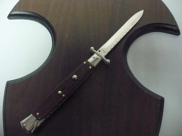 Classic swinguard - italian stiletto, coltello a scatto, 28cm - AKC World ,legno di serpente /snakewood ,  lama baionetta lavorata a lima / file work