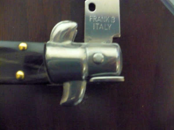 Frank Beltrame , italian stiletto , pugnale - 23 cm , corno di bufalo scuro, lama baionetta , modello FB 23/58B-7