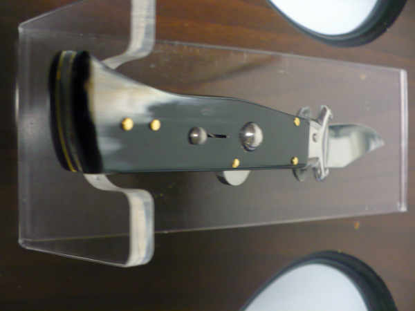 Famiglia Spadon - stiletto  calibro /20 - bufalo brasiliano - taglio classico clip point - 7