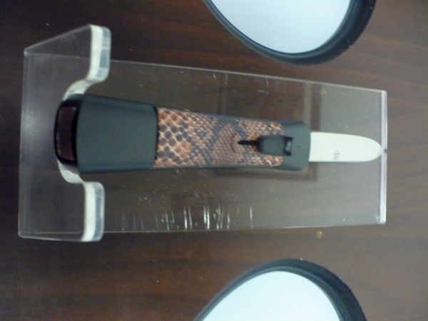 Italian stiletto frontale  coltellerie artigianali Maniago - 20 cm - ergonomica ,legno di serpente, lama dagger - 7