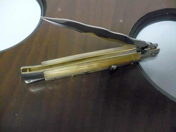 Frank Beltrame - italian stiletto, coltello a scatto, 28 cm -bufalo chiaro, lama kriss  FB 28/48K- 7