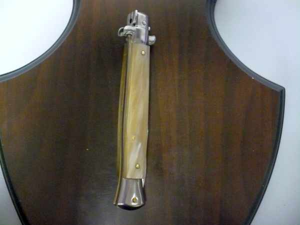 Frank Beltrame - italian stiletto, coltello a scatto, 28 cm -bufalo chiaro, lama kriss  FB 28/48K- 7