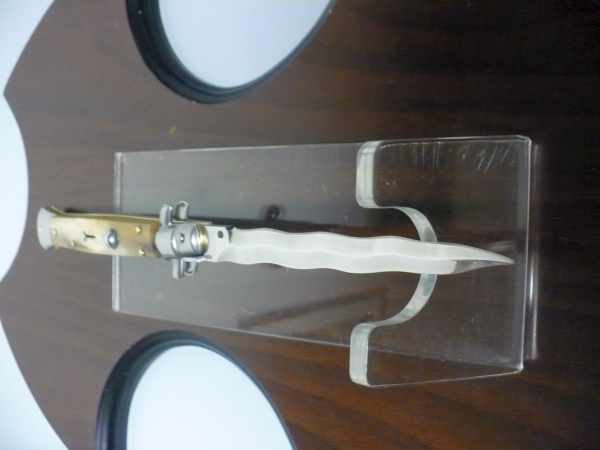 Frank Beltrame - italian stiletto, coltello a scatto, 28 cm -bufalo chiaro, lama kriss  FB 28/48K- 7