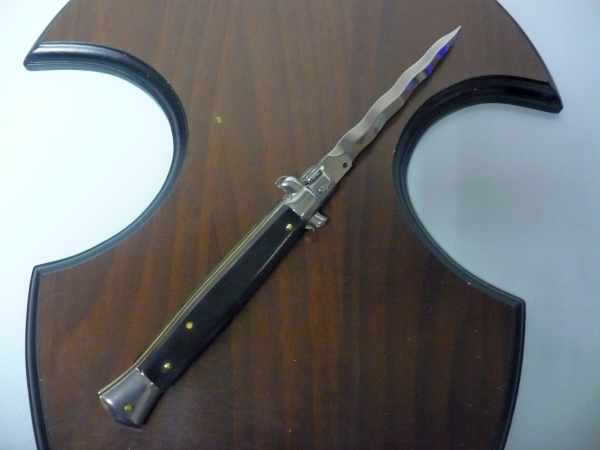 Frank Beltrame , italian stiletto , pugnale - 28 cm , corno di bufalo scuro, lama kriss, modello FB 28/58K- 7