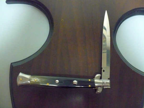 Frank Beltrame - italian stiletto, coltello a scatto, 28 cm -bufalo brasiliano, lama baionetta FB 28/09B-8