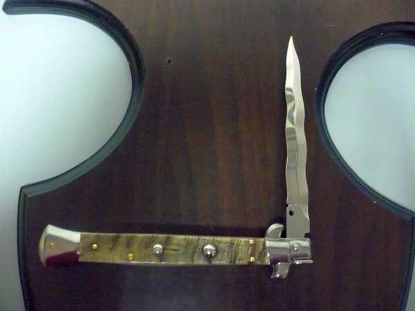 Frank Beltrame , italian stiletto - 28 cm , corno di ariete - lama kriss , modello FB 28/89K - 8