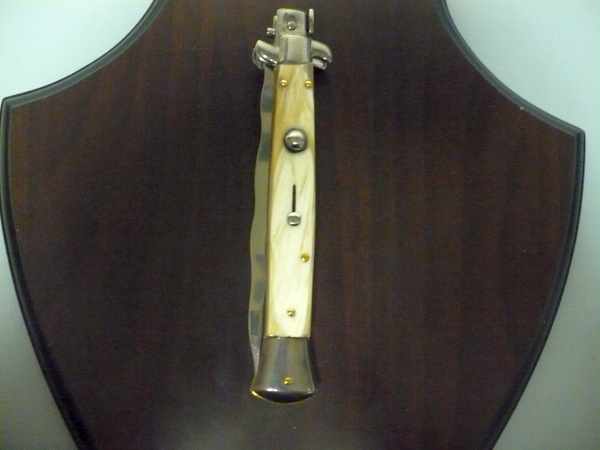 Frank Beltrame - italian stiletto, coltello a scatto, 28 cm -bufalo chiaro, lama kriss  FB 28/48K- 8