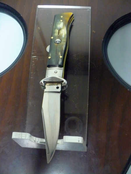 Famiglia Spadon - stiletto  calibro /20 - bufalo brasiliano - taglio classico clip point - 8