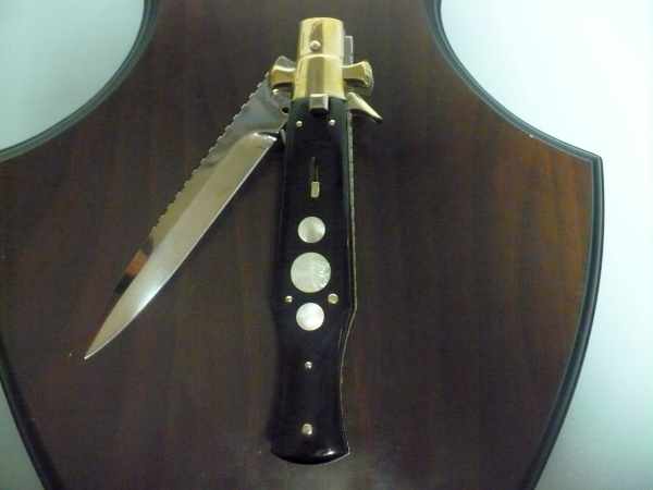 Black Widow  A.G.A. Campolin - italian stiletto 28 cm con guardia a croce maltese - bufalo scuro + madreperla