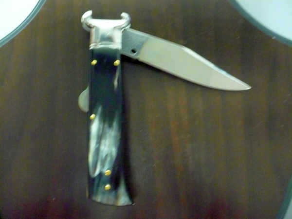 Famiglia Spadon - stiletto  calibro /20 - bufalo brasiliano - taglio classico clip point - 10