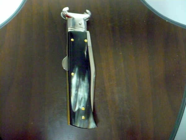 Famiglia Spadon - stiletto  calibro /20 - bufalo brasiliano - taglio classico clip point - 10