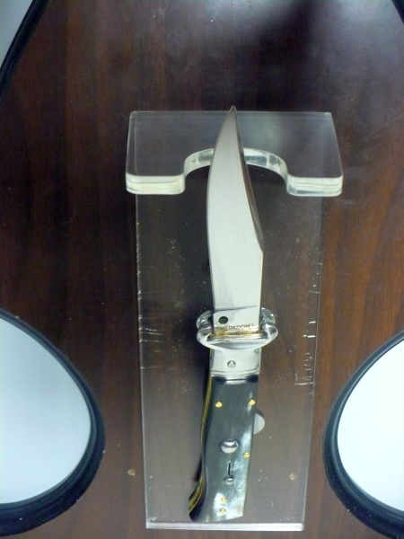 Famiglia Spadon - stiletto  calibro /20 - bufalo brasiliano - taglio classico clip point - 10